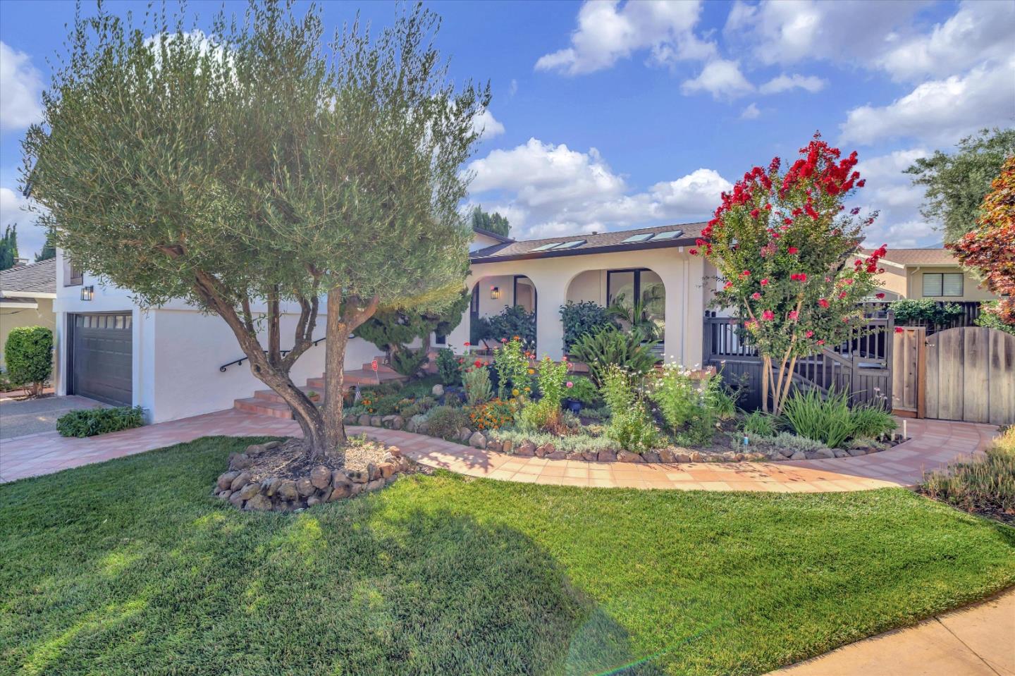 Neighborhood Neighborhood-242