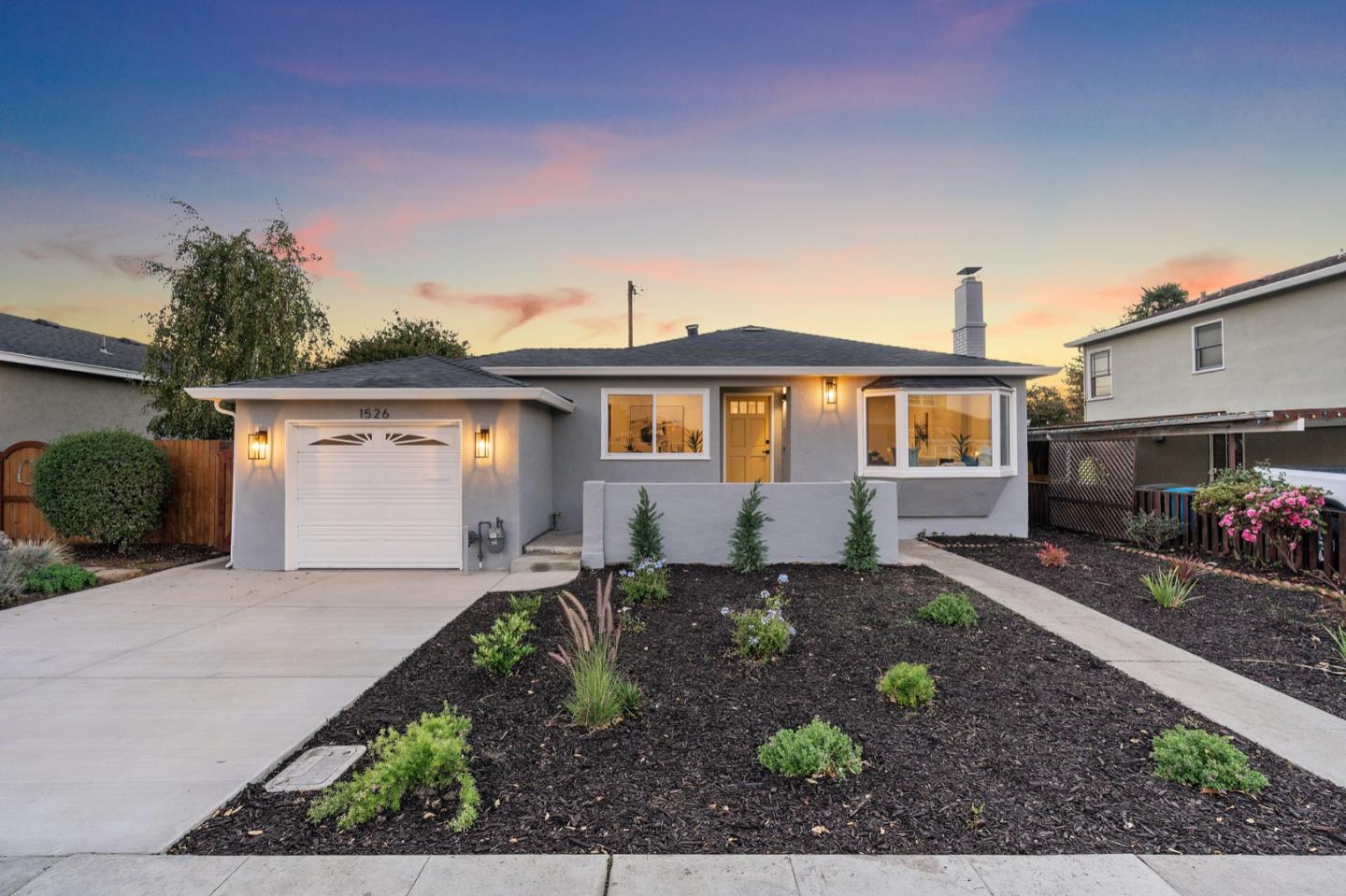 Neighborhood Neighborhood-30