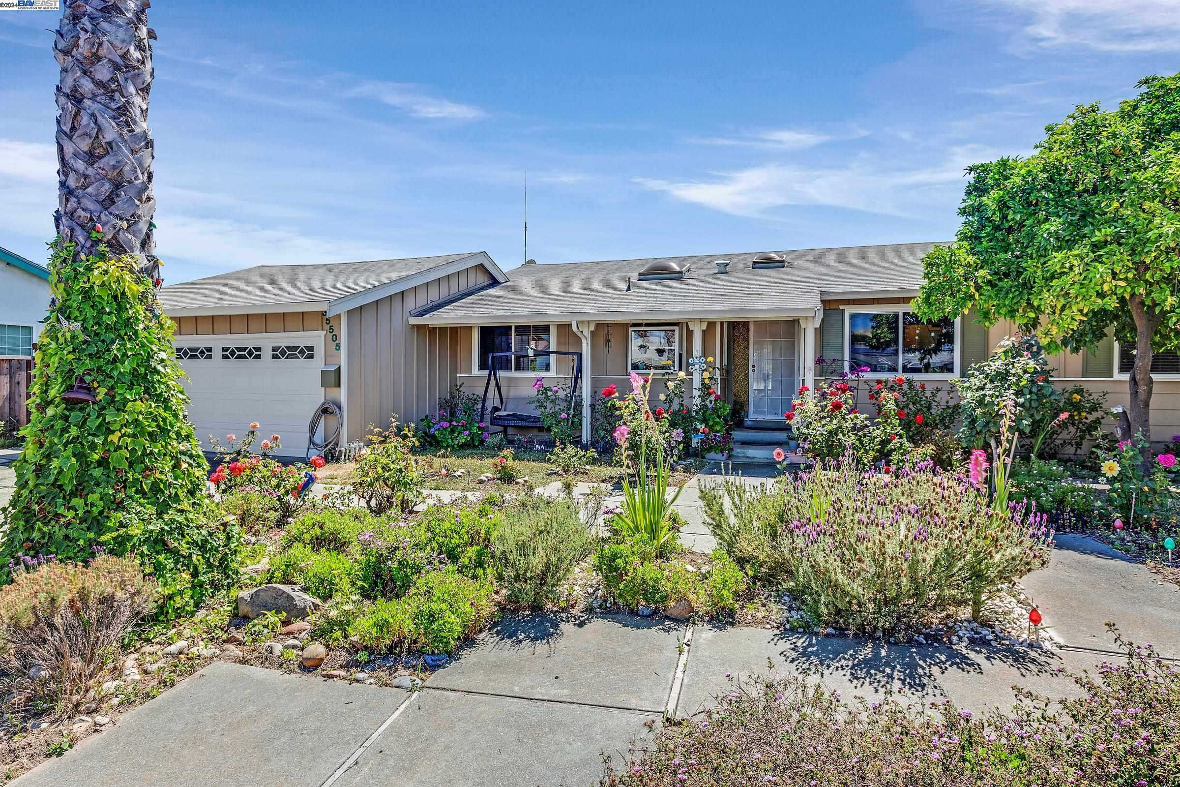 Neighborhood Neighborhood-22