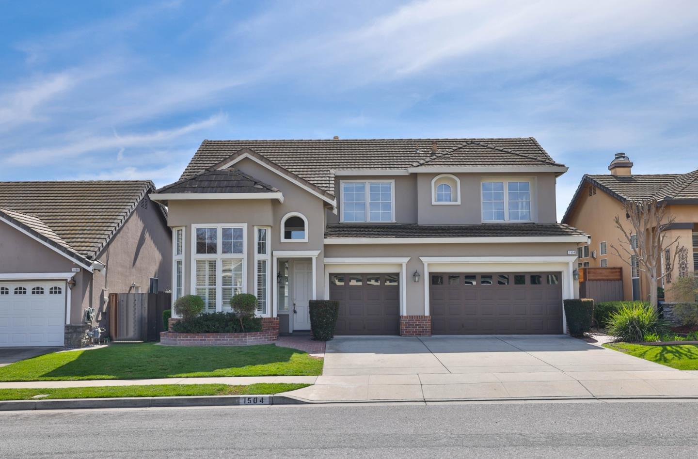 Neighborhood Neighborhood-35