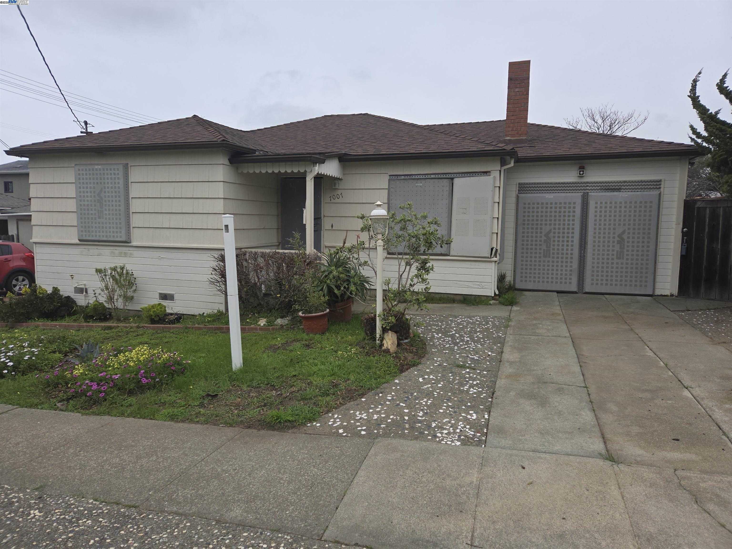 Neighborhood Neighborhood-15