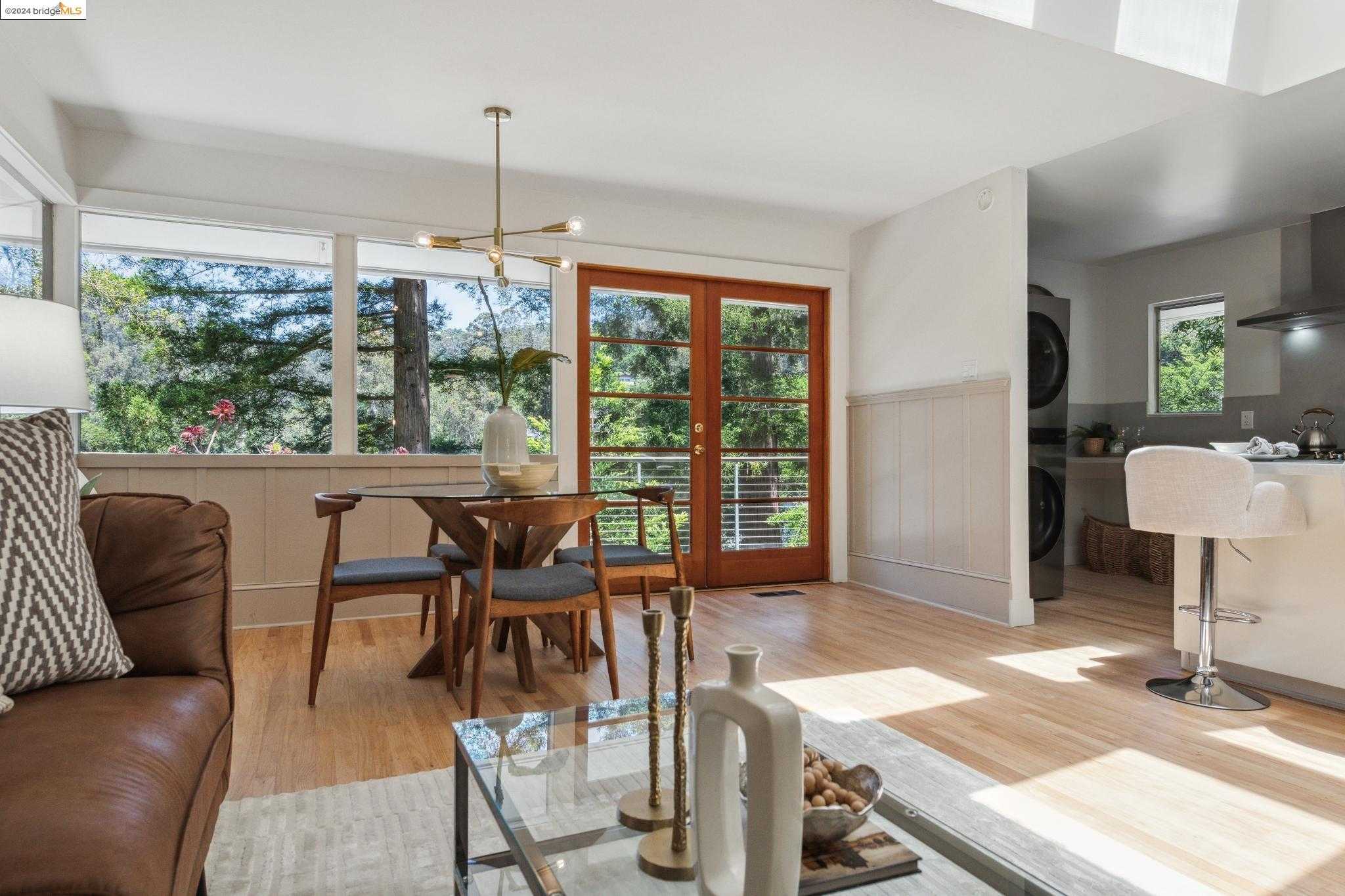 Neighborhood Neighborhood-15