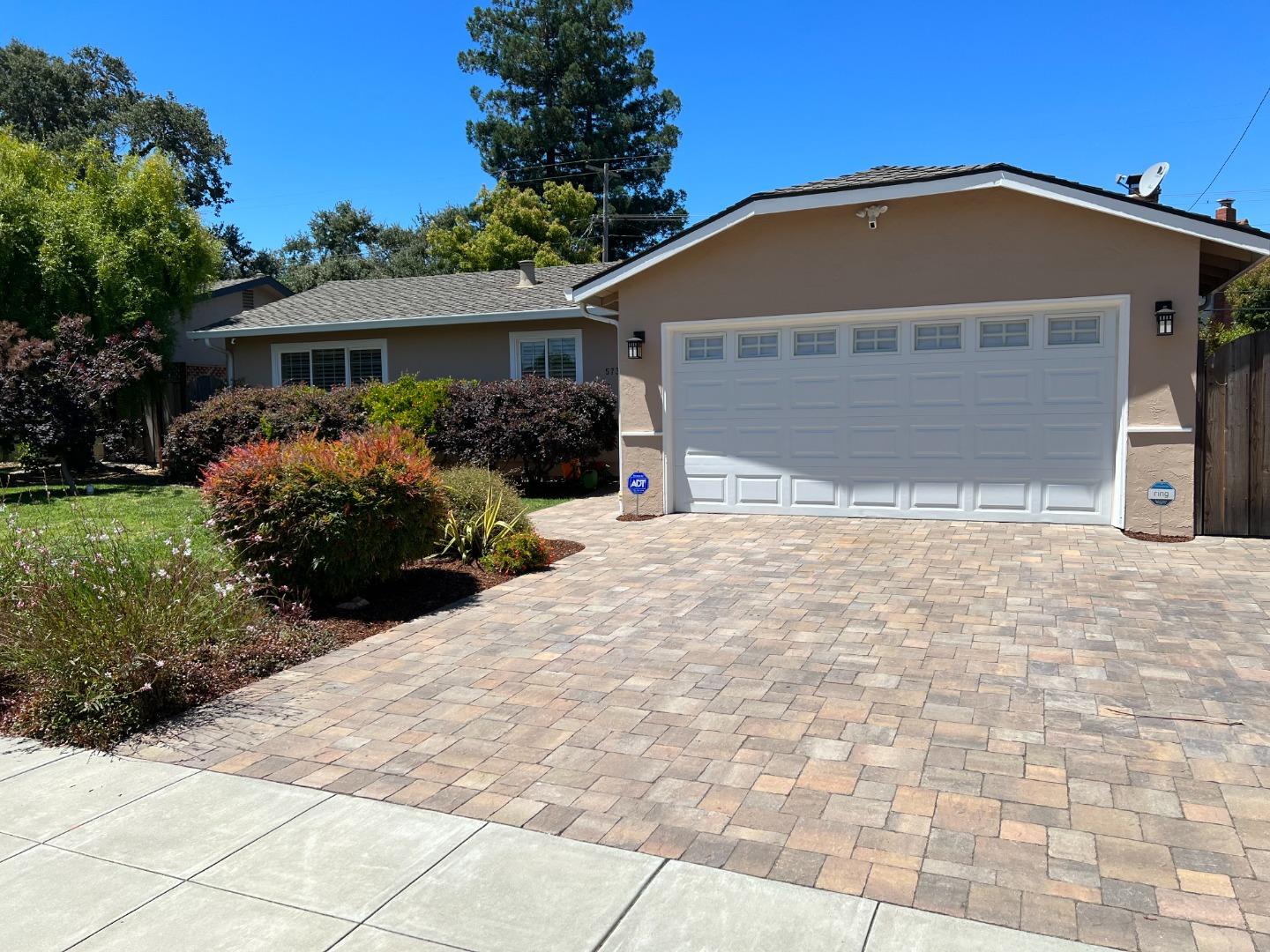 Neighborhood Neighborhood-107