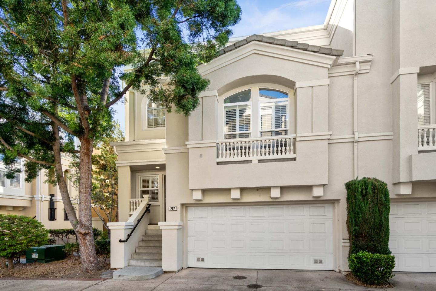 Neighborhood Neighborhood-8