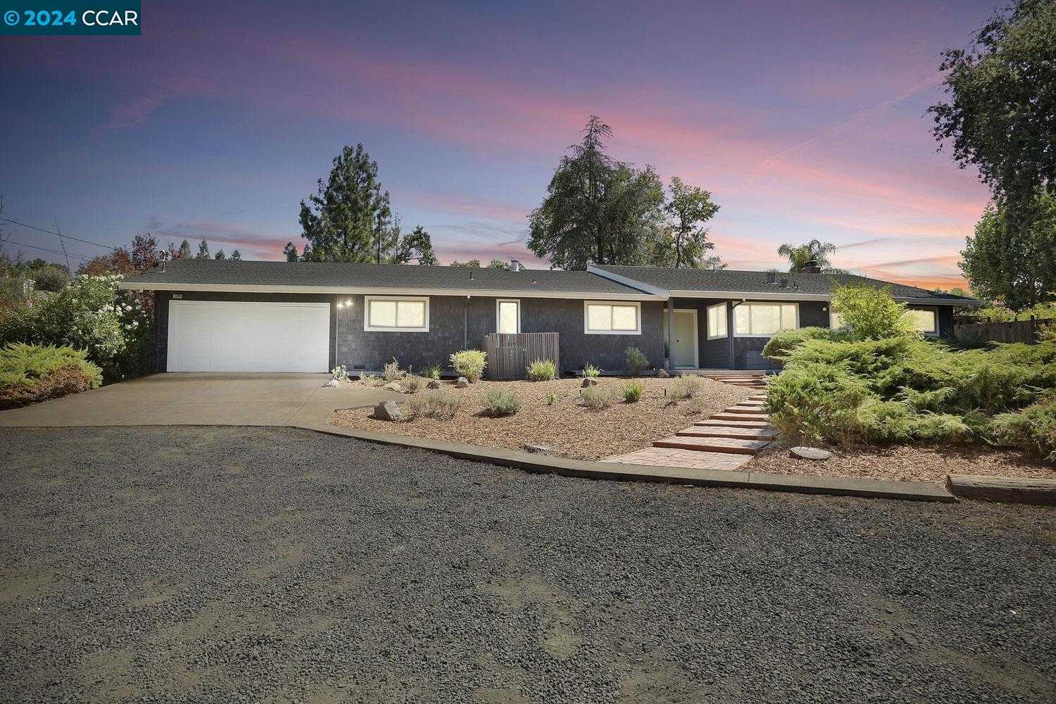 Neighborhood Neighborhood-9