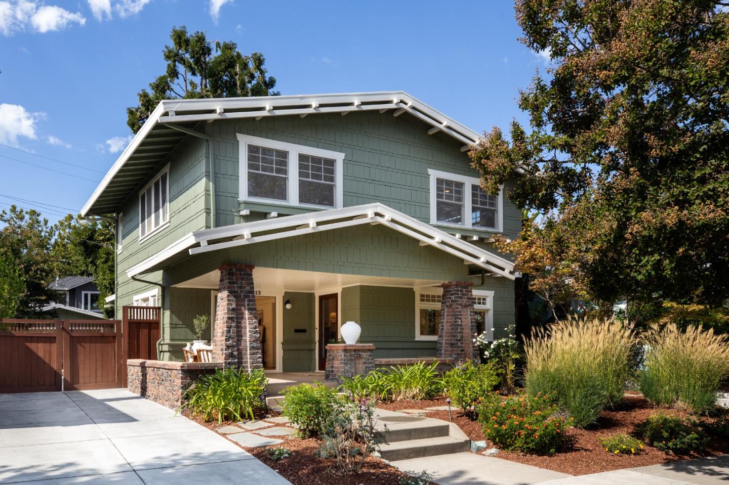 Neighborhood-4