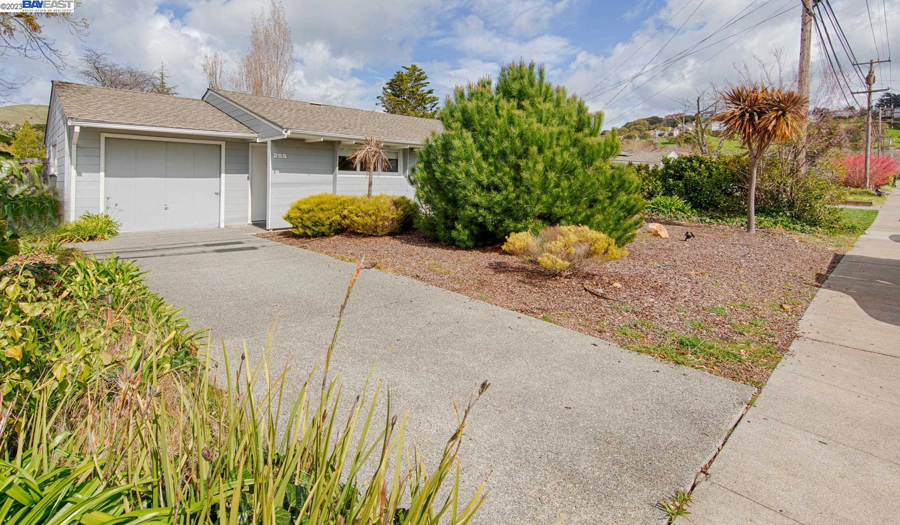 Neighborhood Neighborhood-5