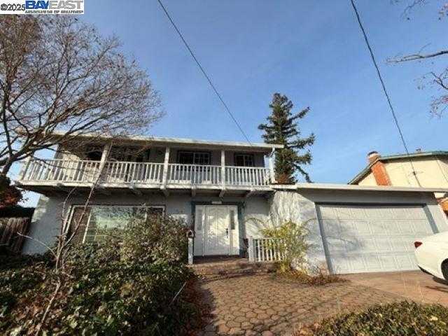 Neighborhood Neighborhood-11