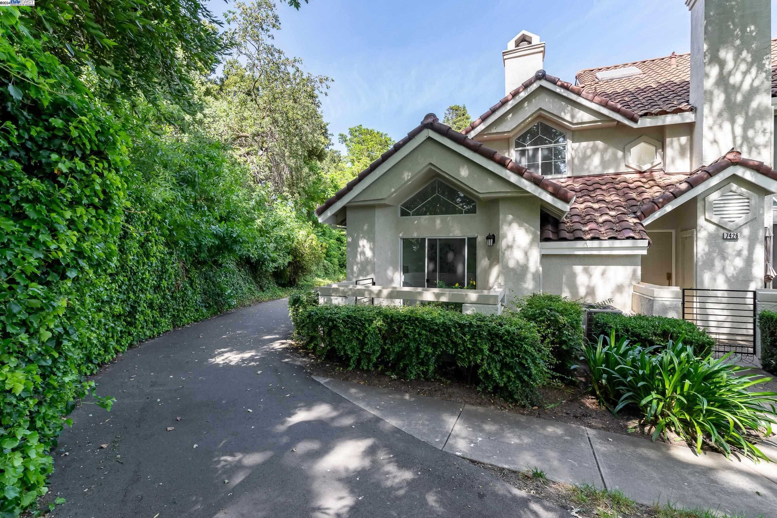 Neighborhood Neighborhood-5