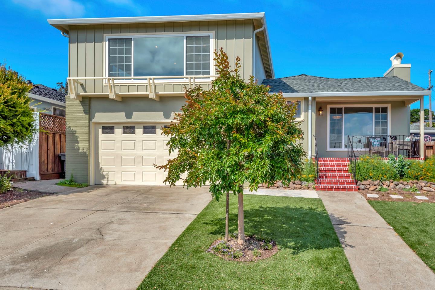 Neighborhood Neighborhood-44