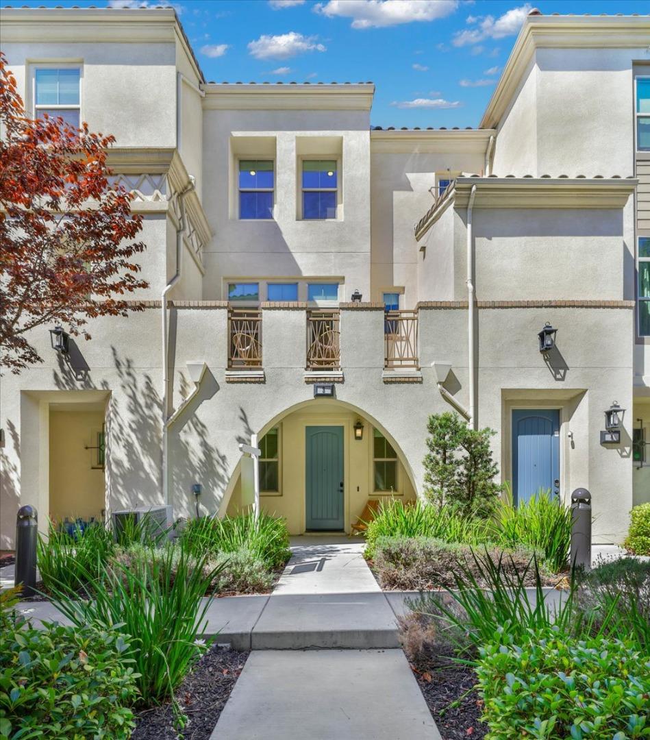 Neighborhood Neighborhood-19