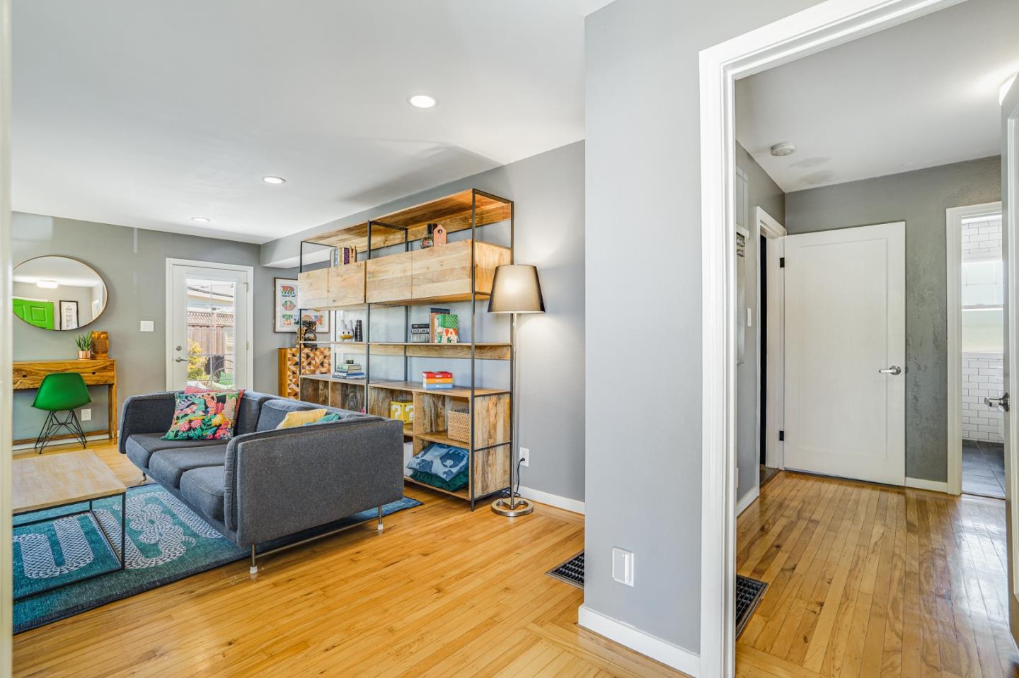 Neighborhood Neighborhood-42