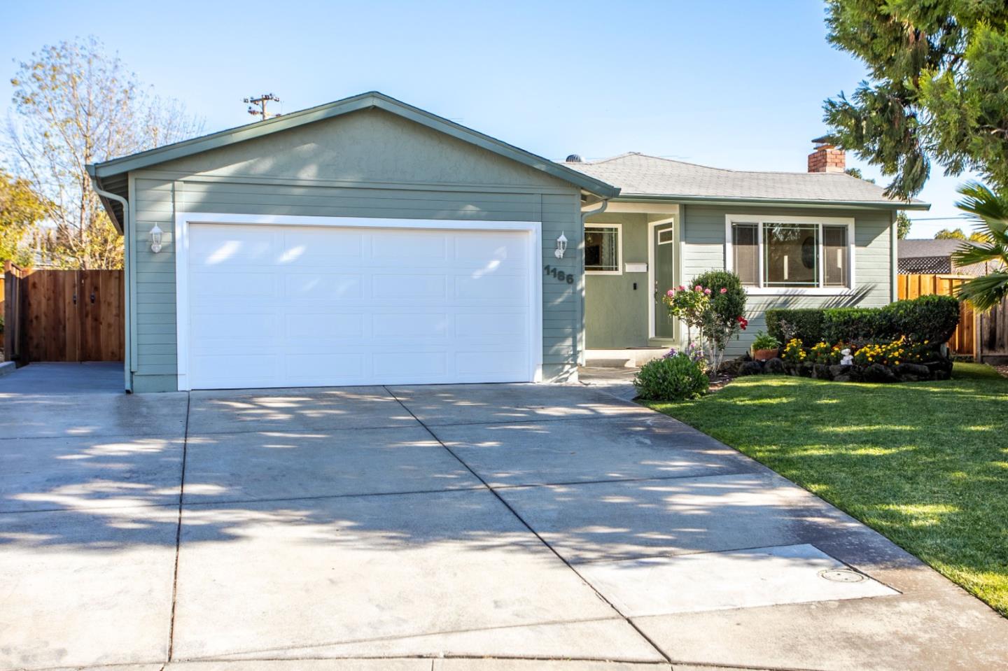 Neighborhood Neighborhood-115