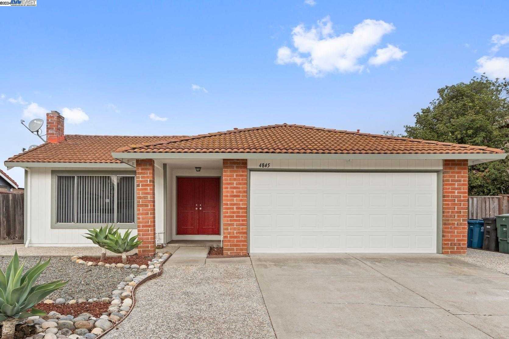 Neighborhood Neighborhood-10