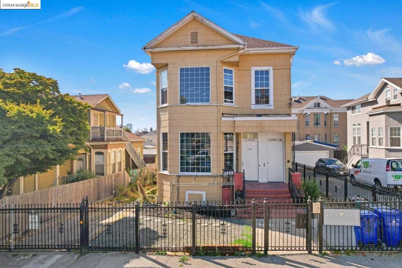 Neighborhood Neighborhood-4