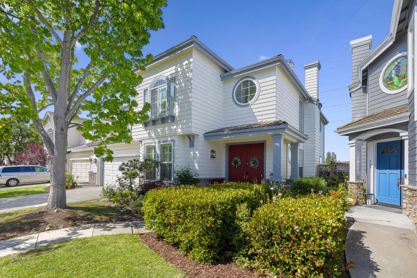 Neighborhood Neighborhood-46