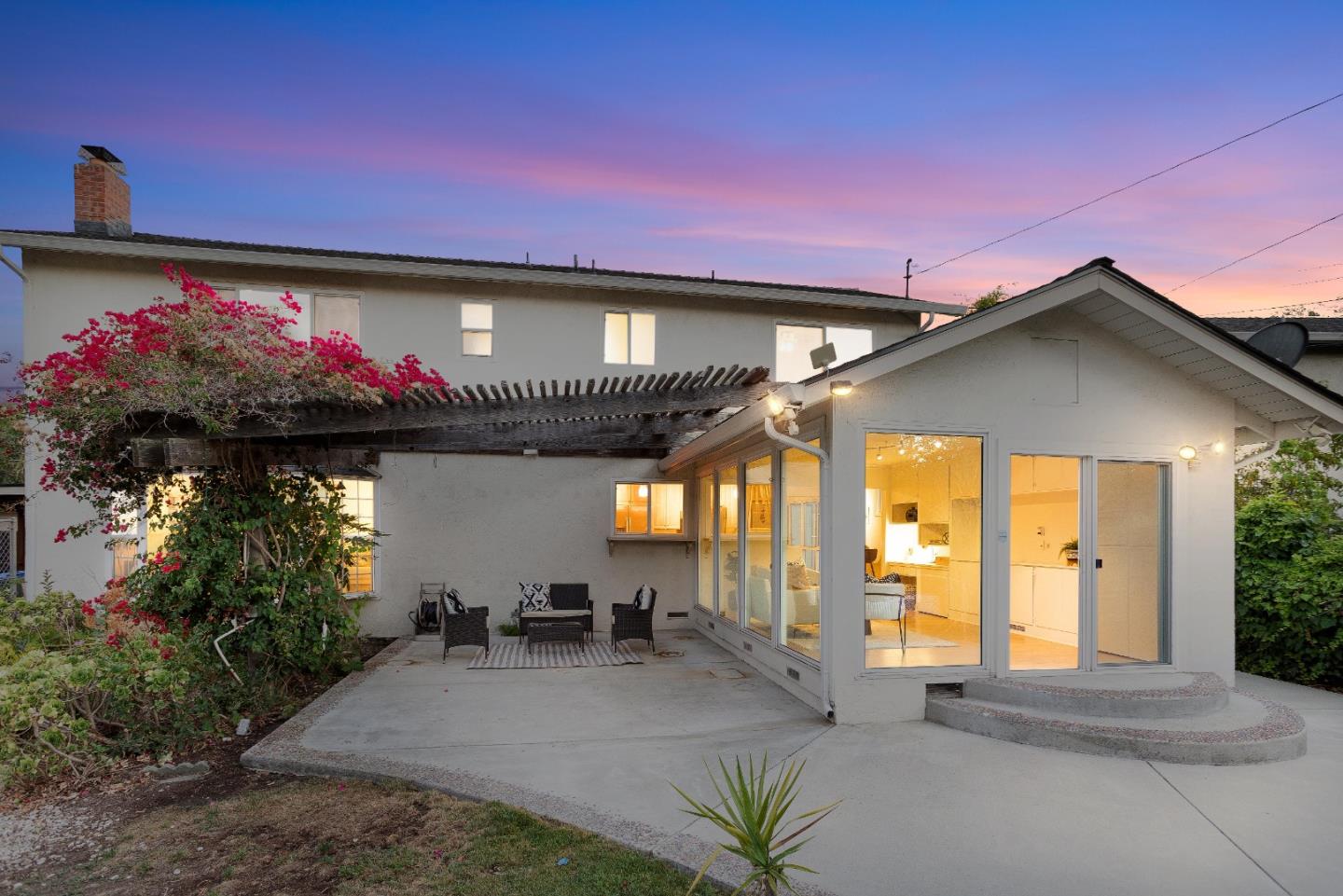 Neighborhood Neighborhood-46