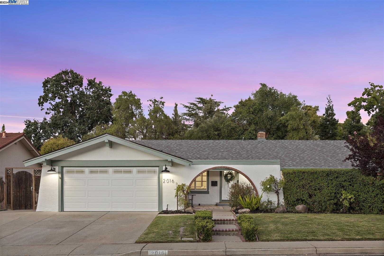 Neighborhood Neighborhood-6