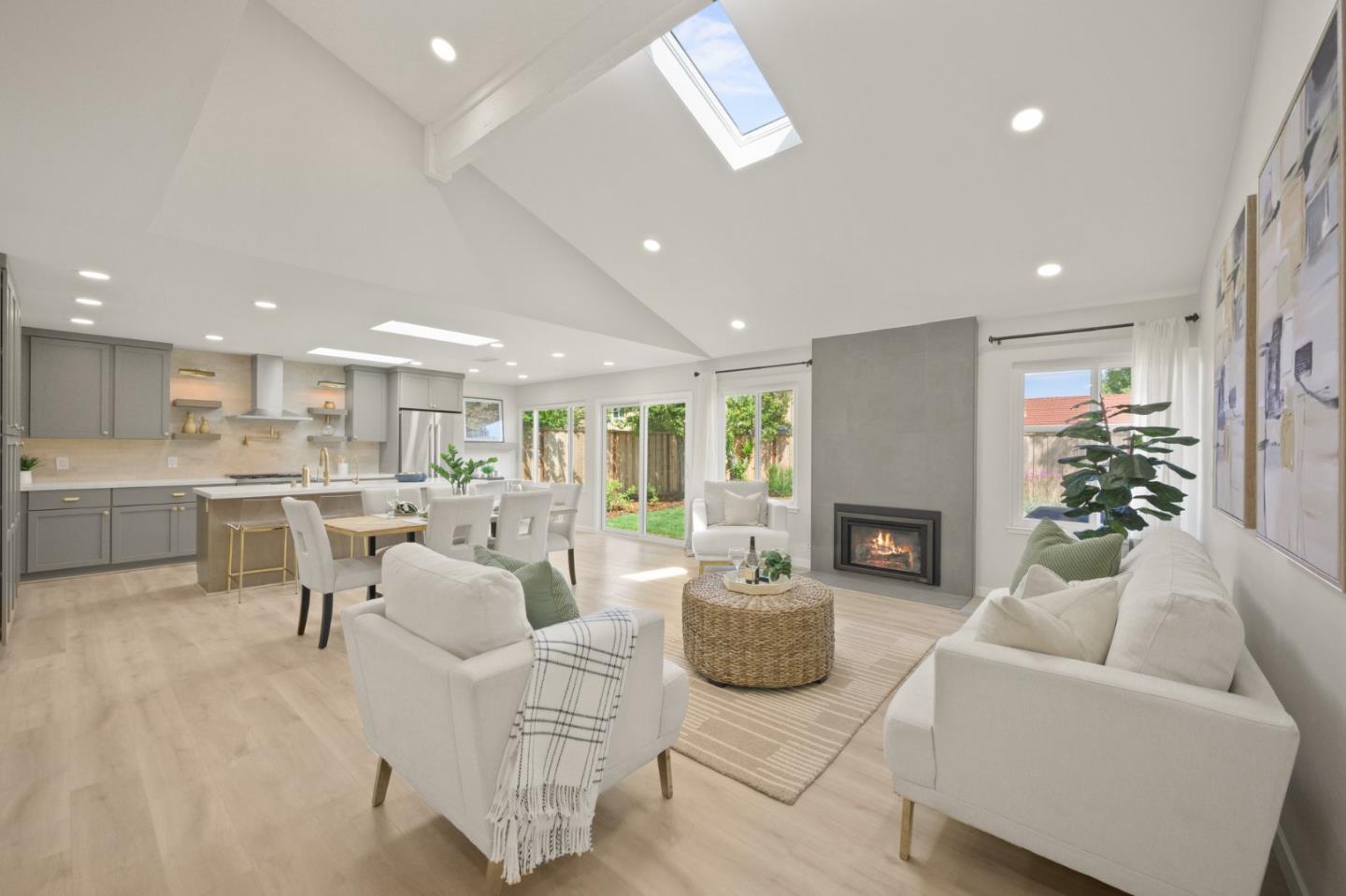 Neighborhood Neighborhood-4