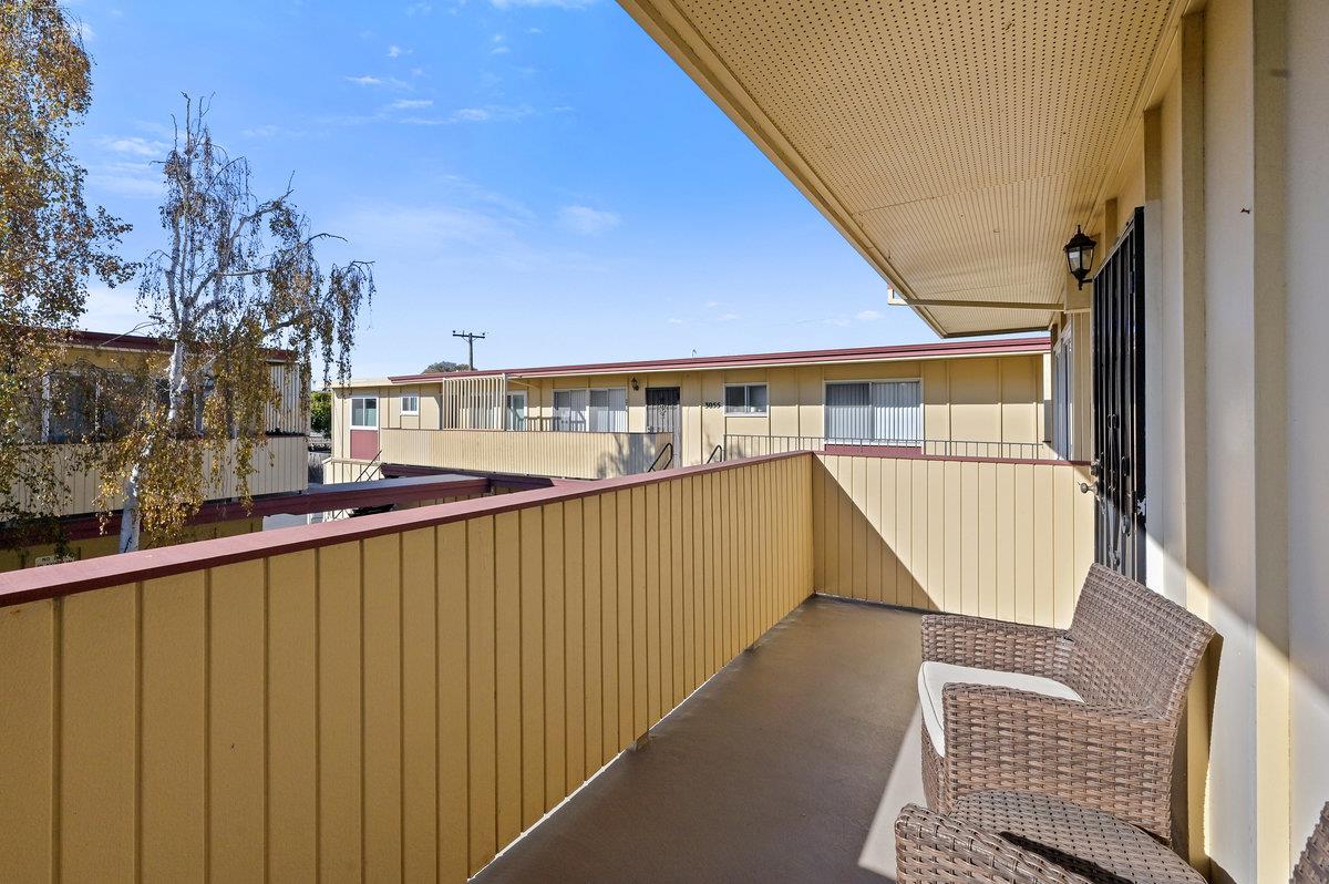 Neighborhood Neighborhood-84