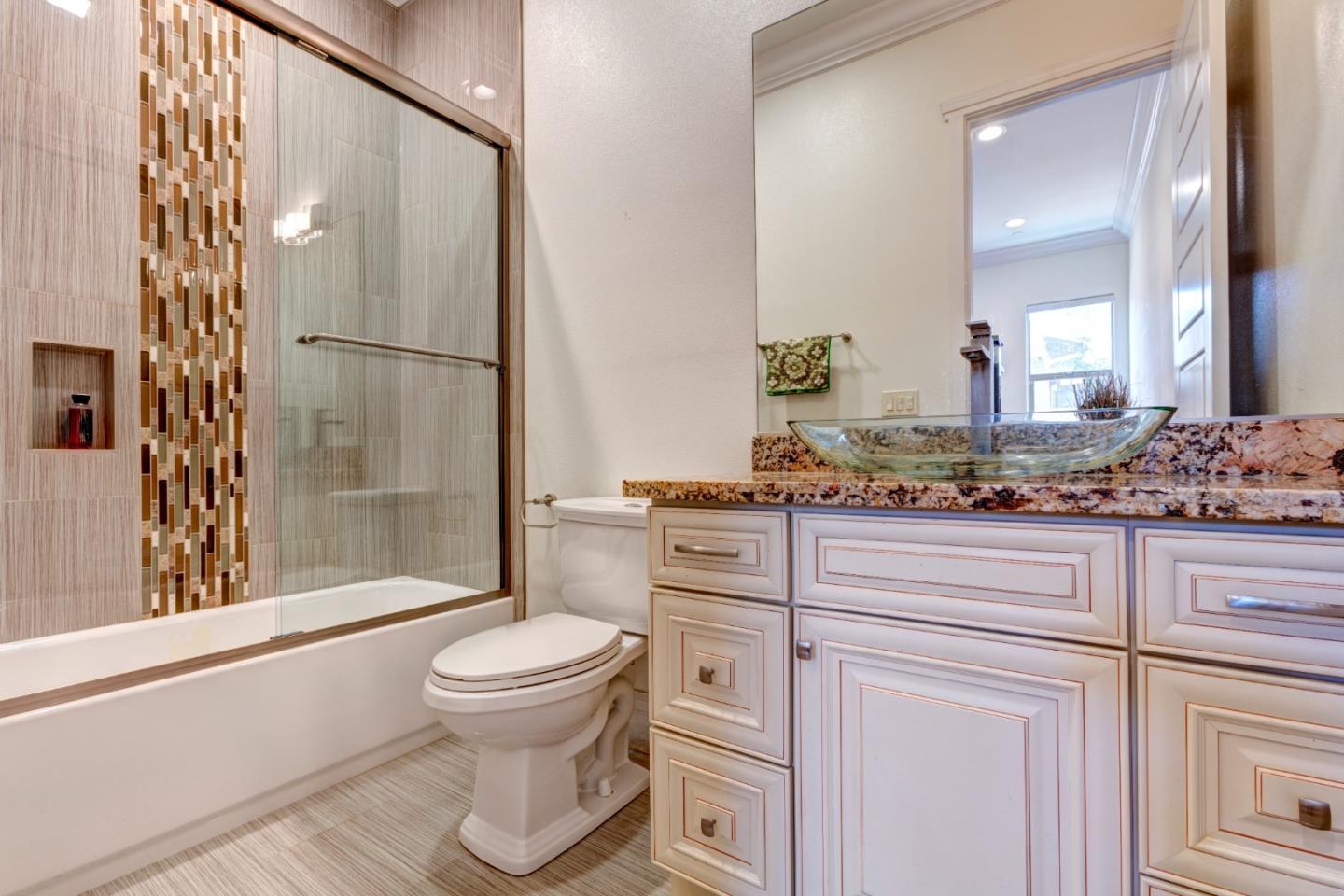 Neighborhood Neighborhood-109