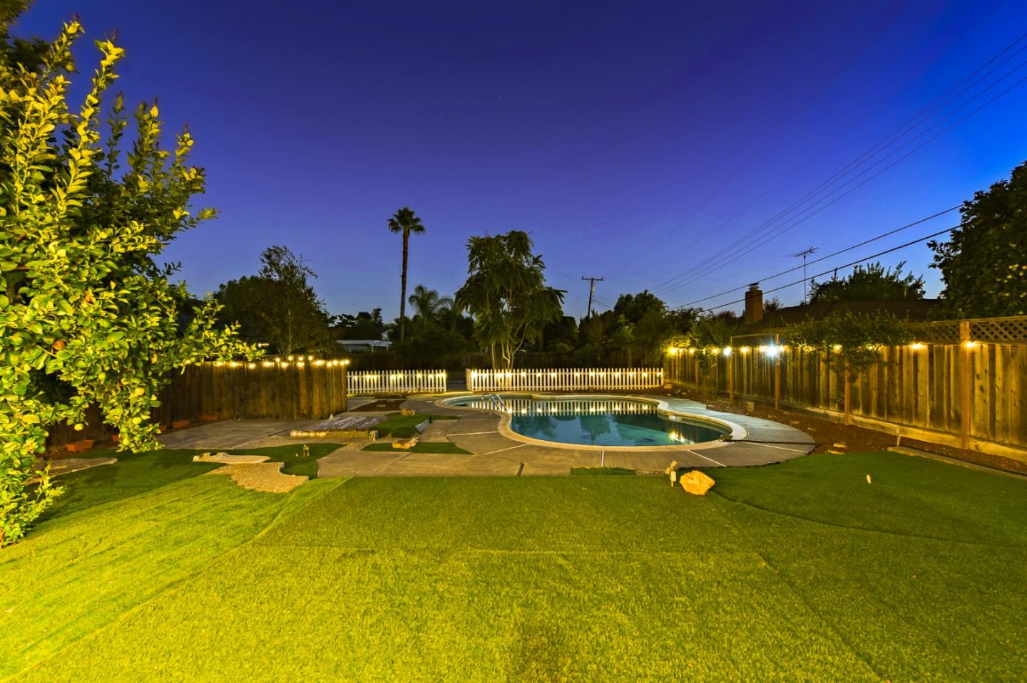 Neighborhood Neighborhood-54