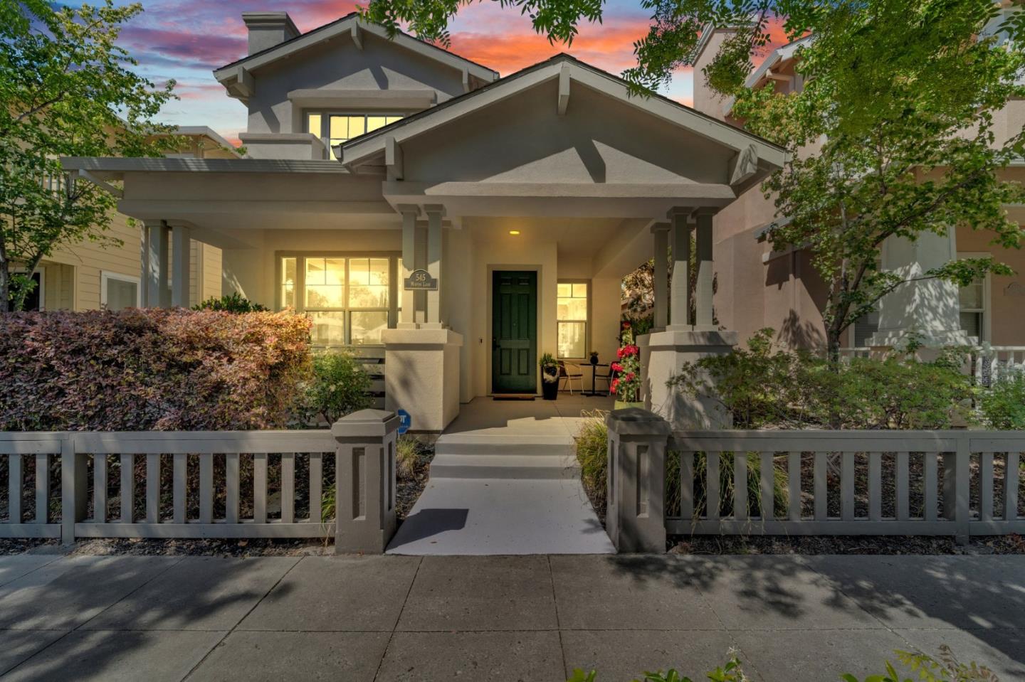 Neighborhood Neighborhood-13