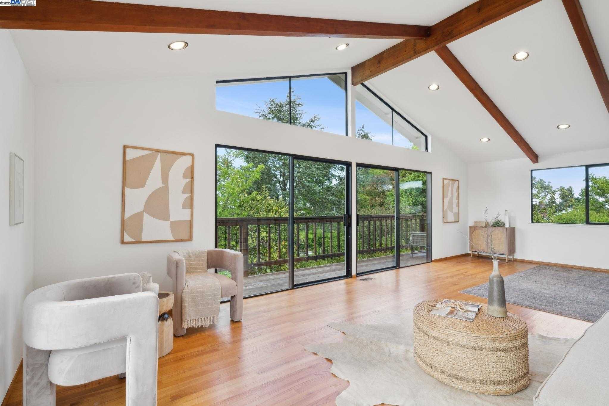 Neighborhood Neighborhood-6