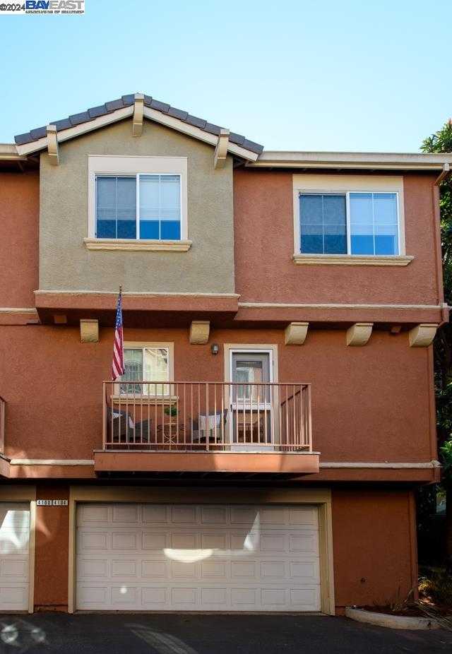 Neighborhood Neighborhood-19