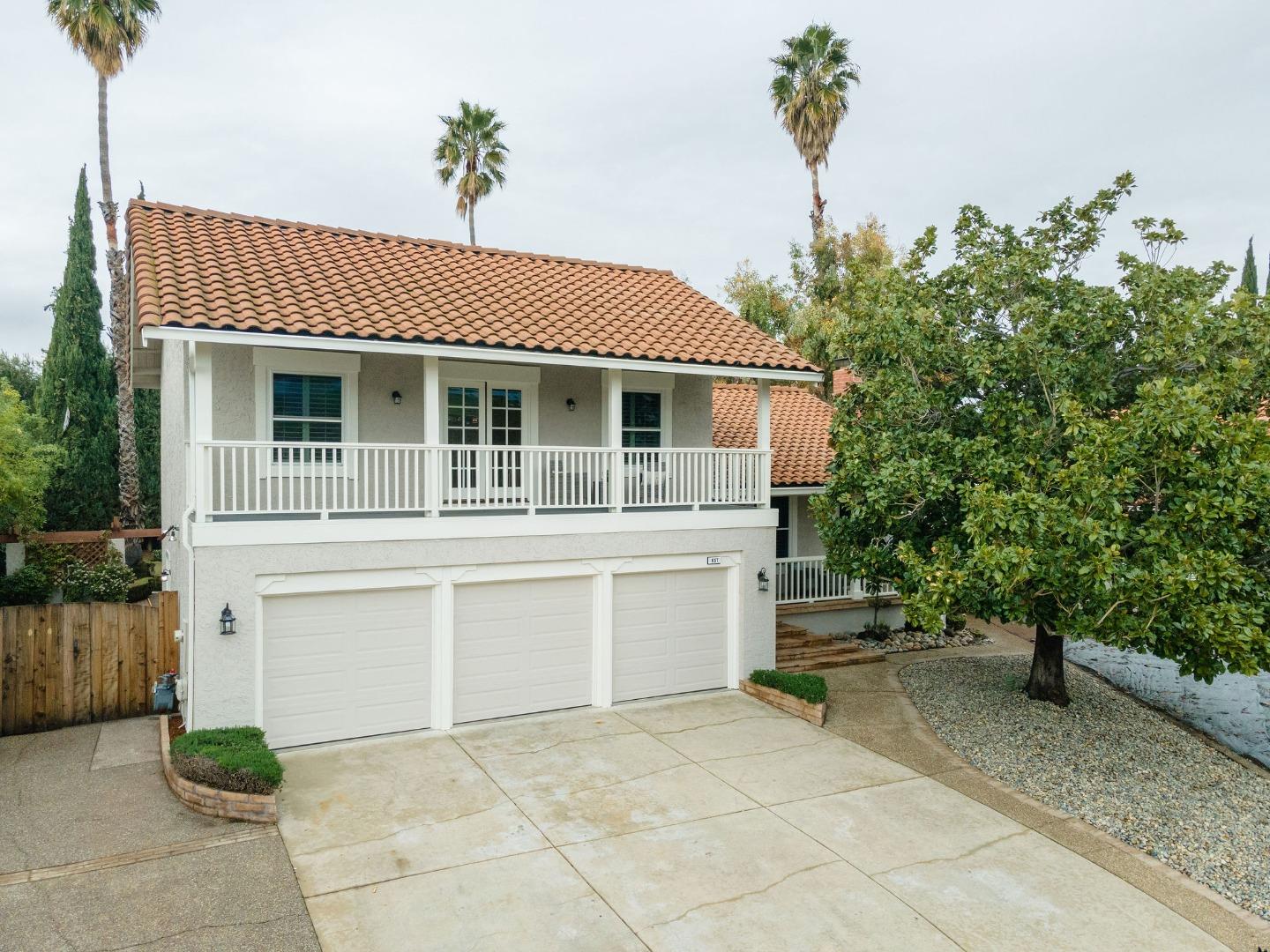 Neighborhood Neighborhood-243