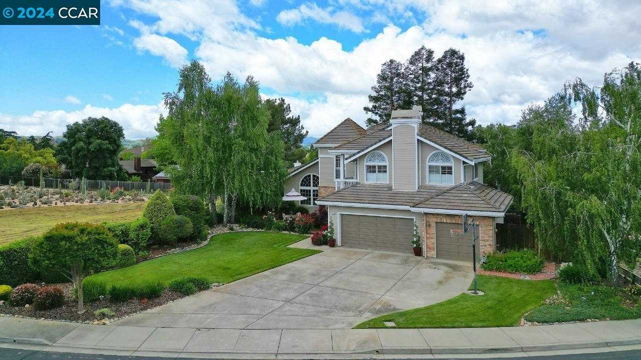 Neighborhood Neighborhood-30